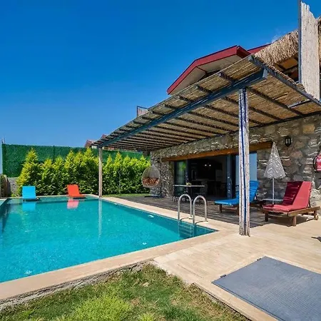 Sleeps 4, Spacious Lux With Private Pool Awz 275 וילה