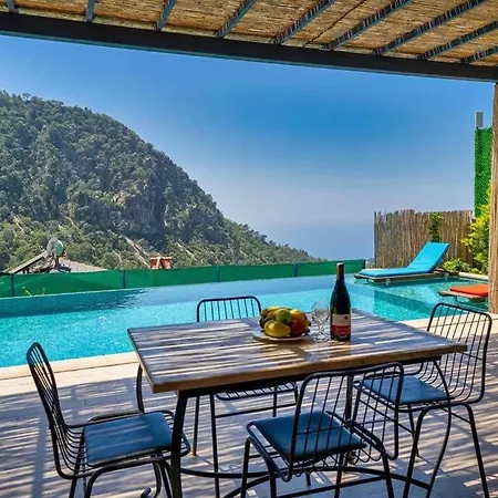 Sleeps 4, Spacious Lux With Private Pool Awz 275 פאטהיה