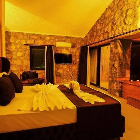 Sleeps 4, Spacious Lux With Private Pool Awz 275 וילה פאטהיה